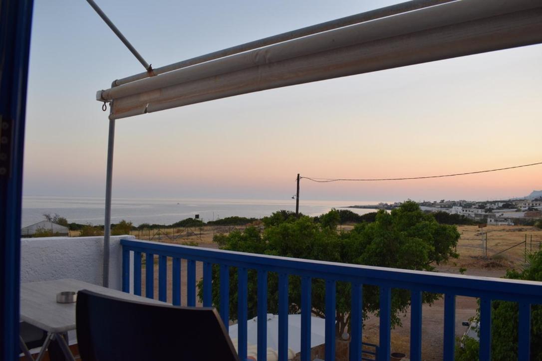 Katovigli Seaview Apartment Makrýgialos Exterior foto